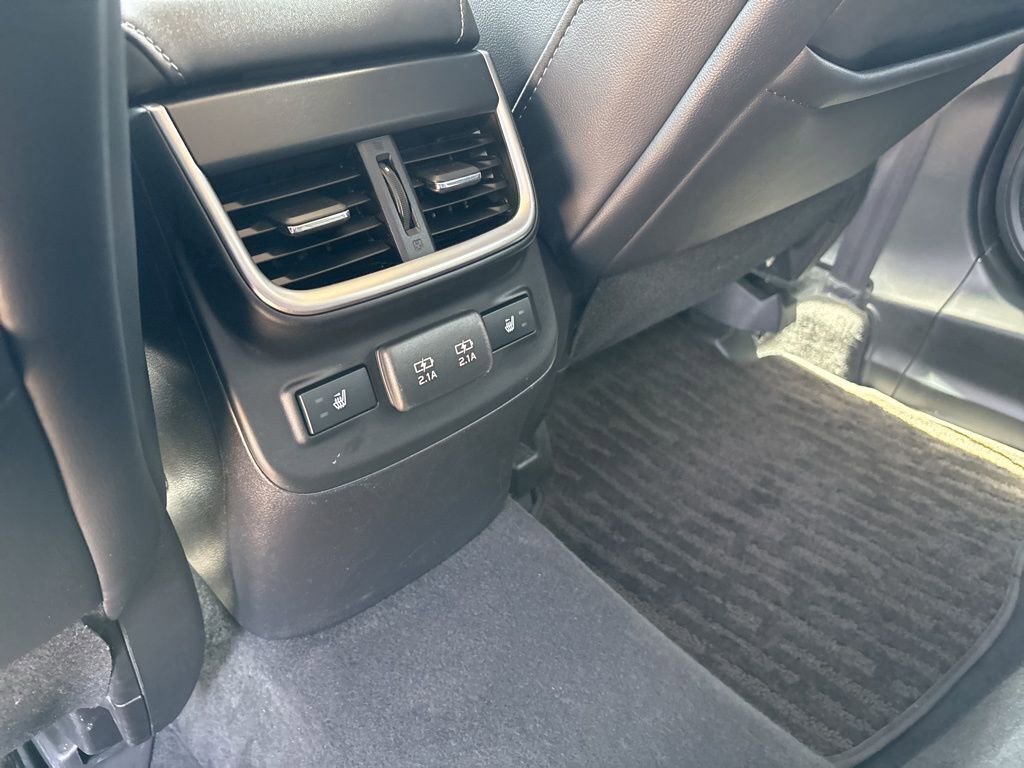 Used 2022 Subaru Outback Limited image 16