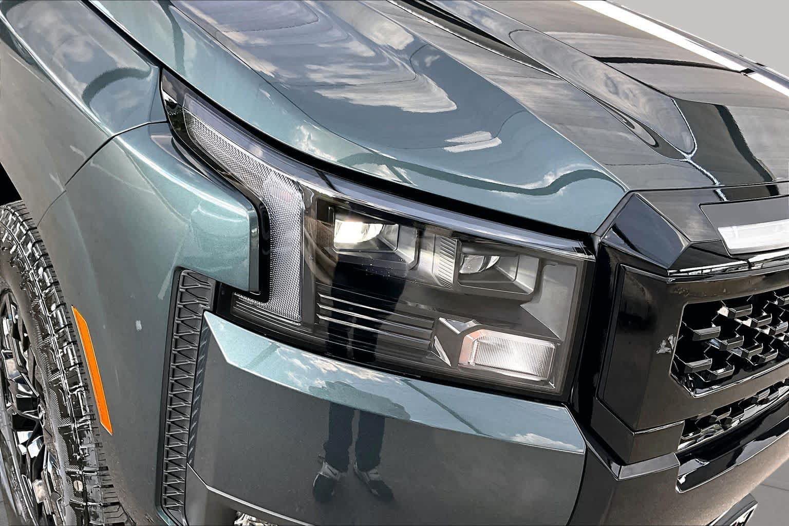 New 2027 Nissan Frontier SV RWD image 18