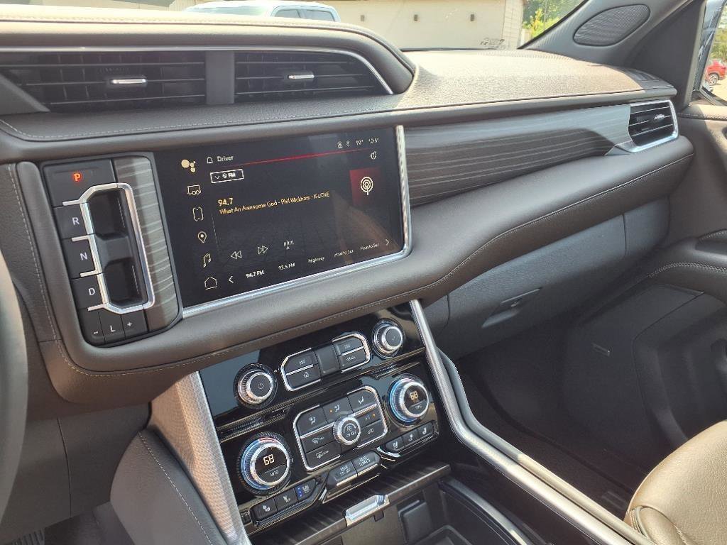 Used 2024 GMC Yukon Denali image 13