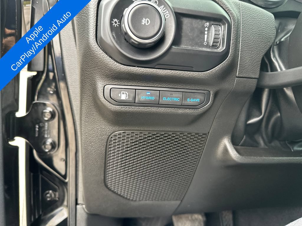 Used 2023 Jeep Wrangler Unlimited Sahara w/ Cold Weather Group AWD/4WD image 30
