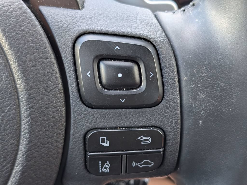 Used 2024 Lexus IS 350 F Sport RWD image 17