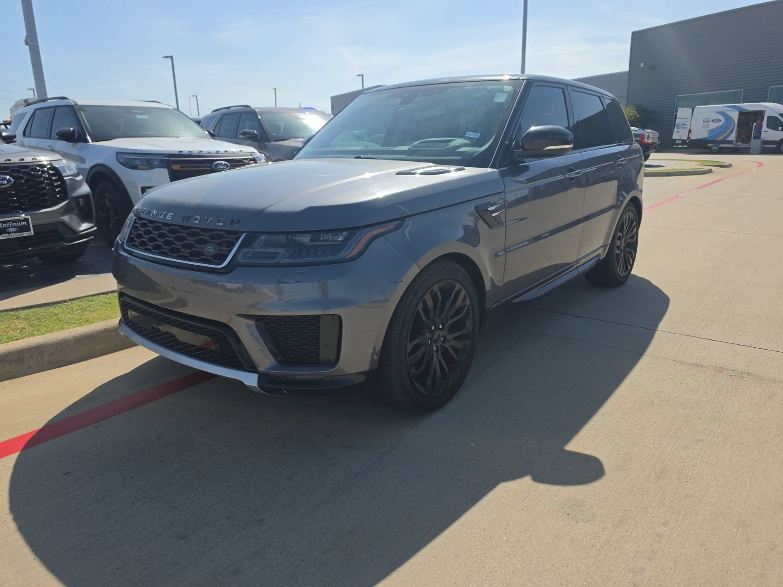 Used 2018 Land Rover Range Rover Sport HSE AWD/4WD image 3