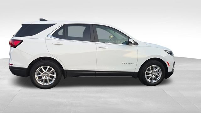Certified 2024 Chevrolet Equinox LT w/ LPO, Floor Liner Package FWD image 2