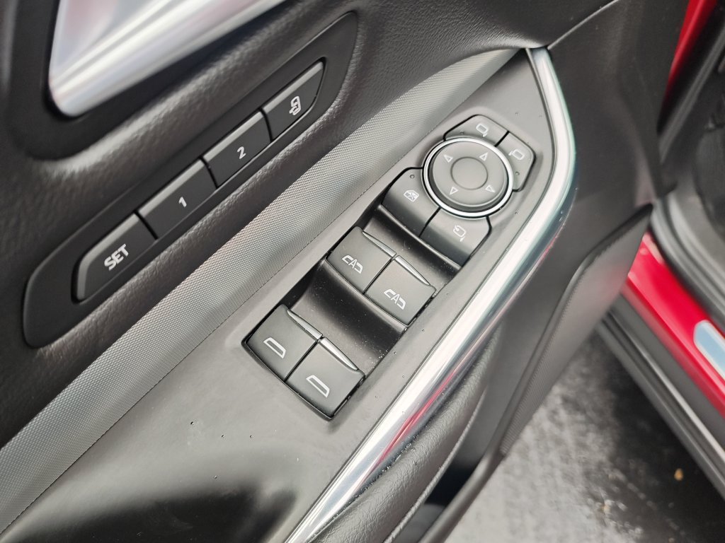 Used 2023 Cadillac XT4 Premium Luxury w/ Sun And Sound Package AWD/4WD image 13