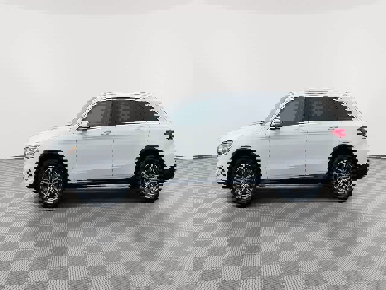 Used 2022 Mercedes-Benz GLC 300 GLC 300 image 5