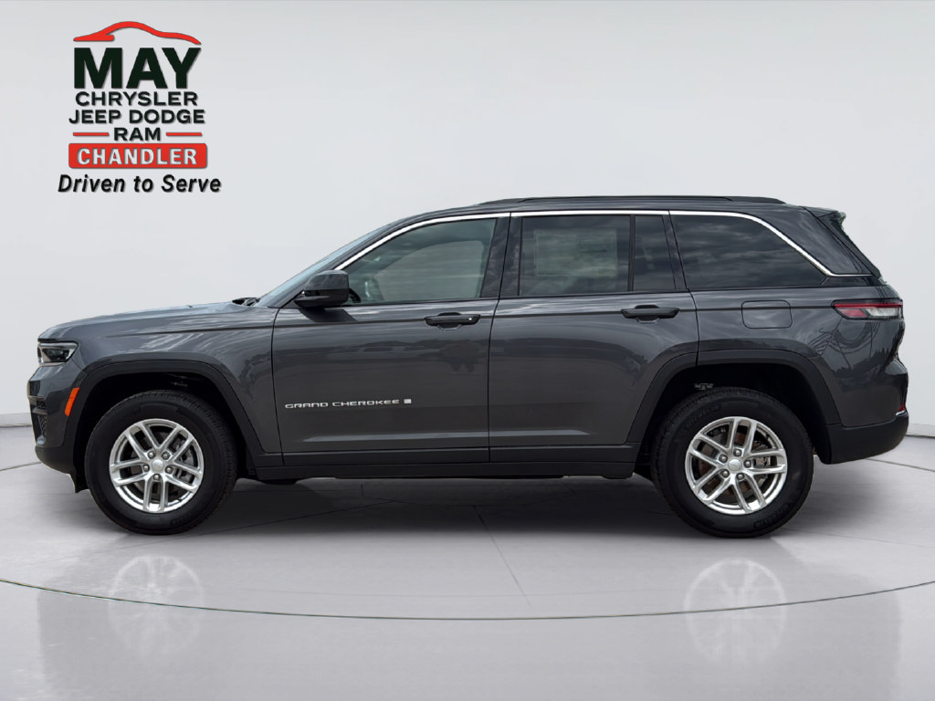 New 2026 Jeep Grand Cherokee Laredo X AWD/4WD image 4