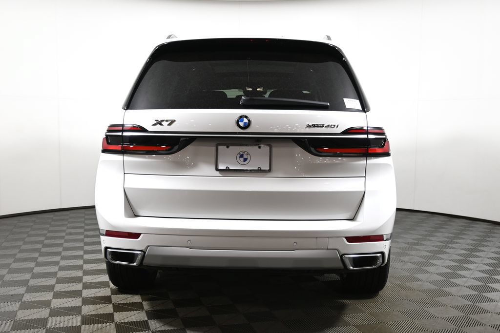 Used 2027 BMW X7 xDrive40i AWD/4WD image 6