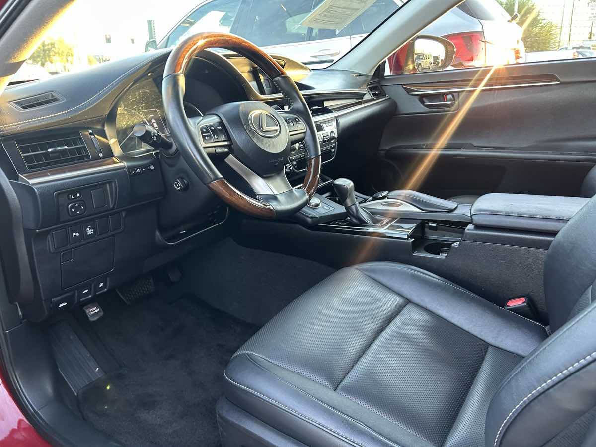Used 2016 Lexus ES 350 image 12