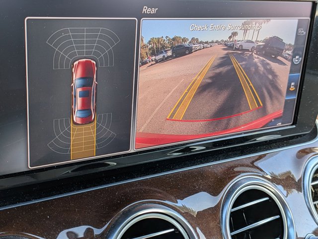 Used 2017 Mercedes-Benz E 300 image 6