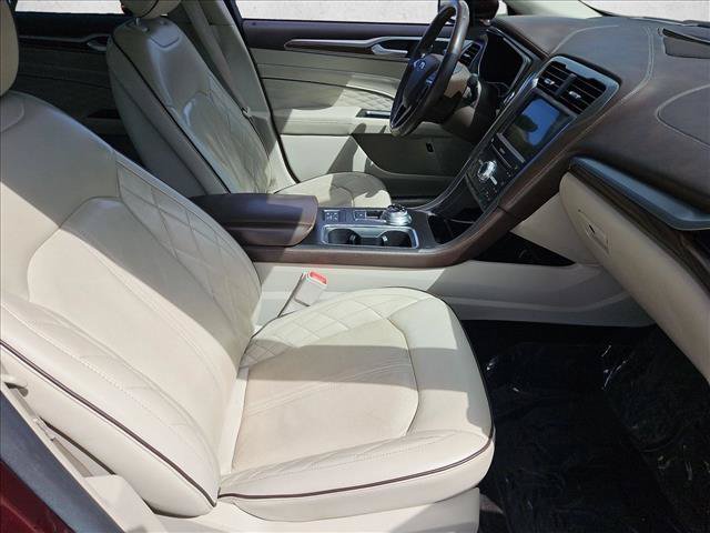Used 2018 Ford Fusion Platinum FWD image 27