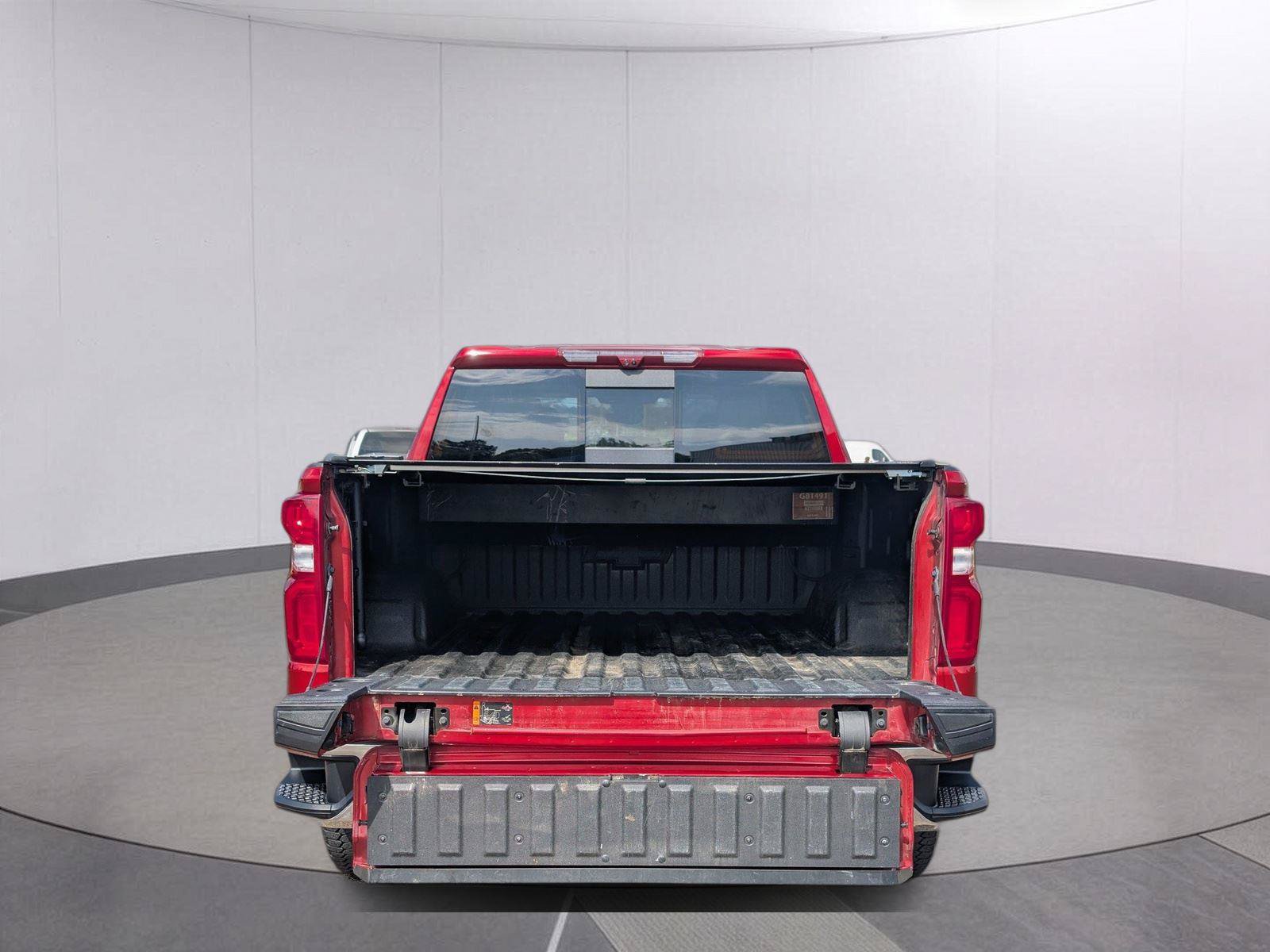 Used 2025 Chevrolet Silverado 1500 LTZ w/ LTZ Premium Package AWD/4WD image 6