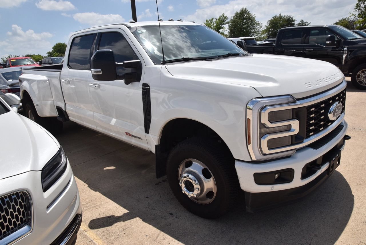 Used 2026 Ford F350 Platinum AWD/4WD image 5