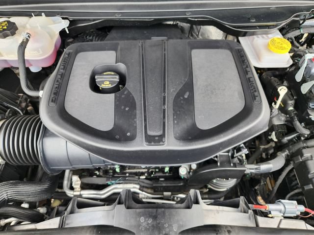 Used 2025 RAM 1500 Laramie AWD/4WD image 30