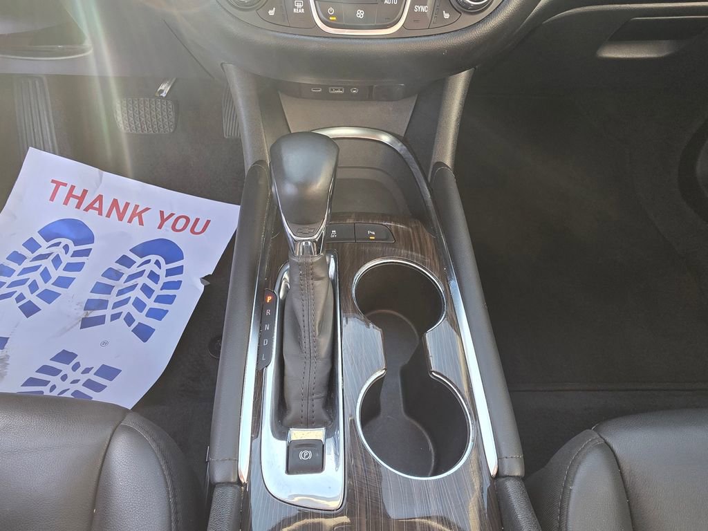 Used 2024 Chevrolet Malibu LT image 16