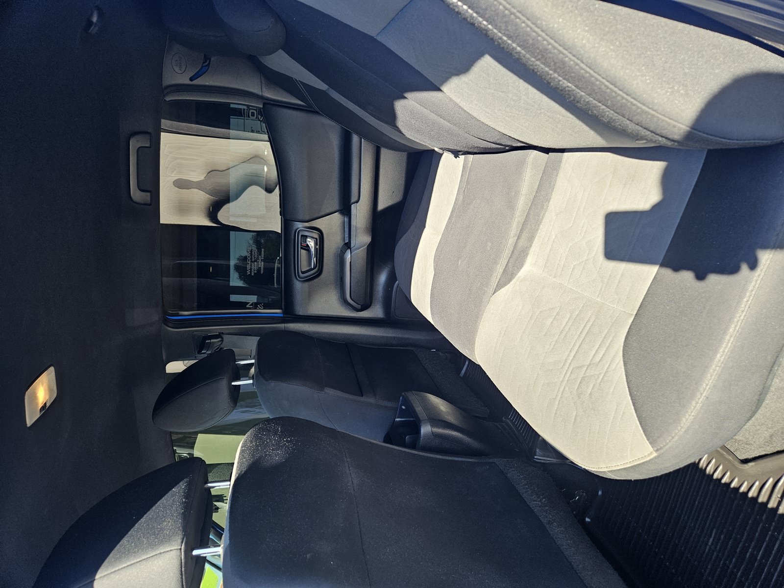 Used 2021 Toyota Tacoma TRD Off-Road AWD/4WD image 11