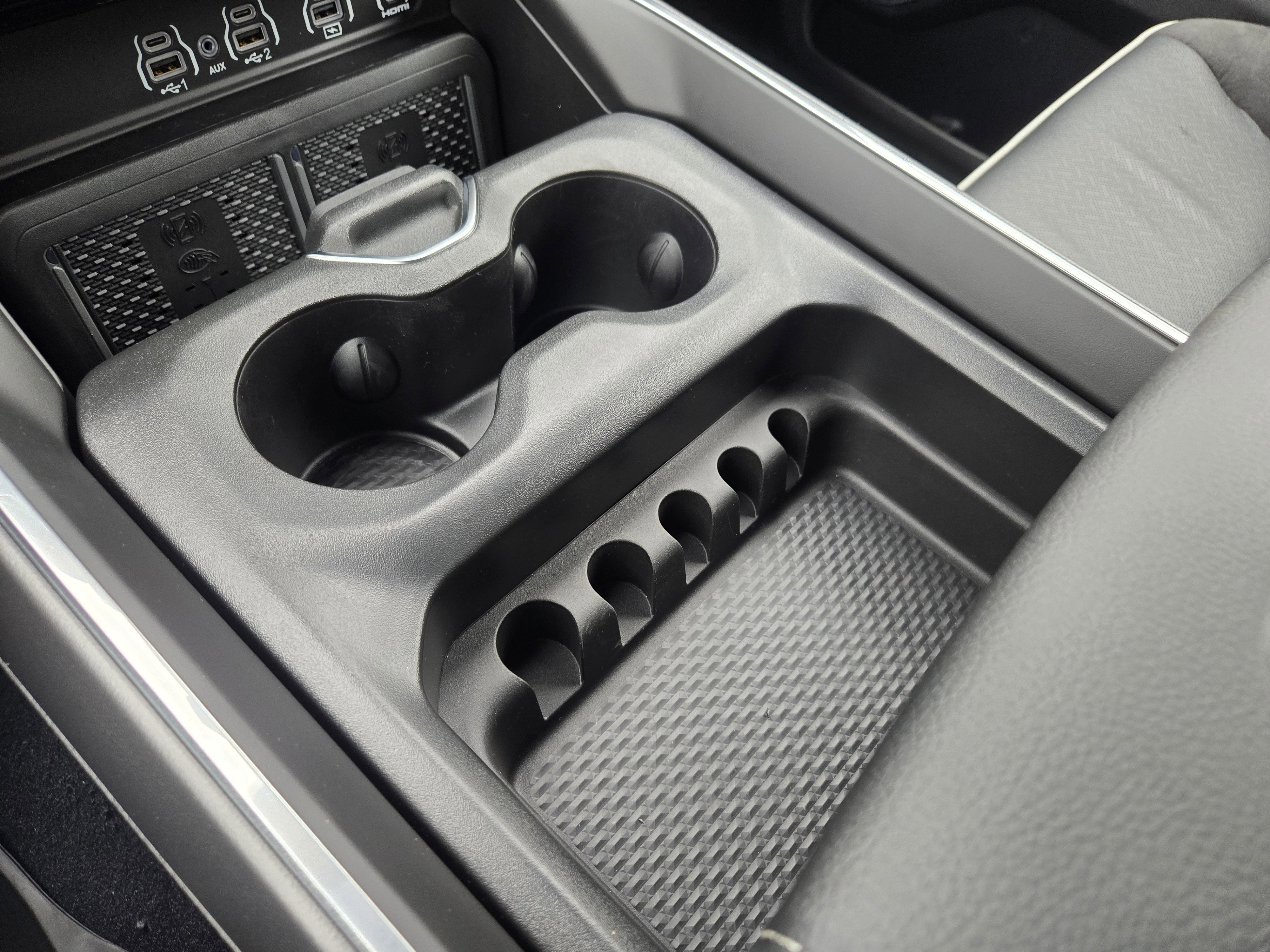 New 2026 RAM 1500 Laramie image 17