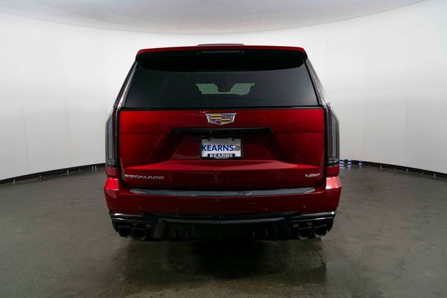 Used 2025 Cadillac Escalade V image 7