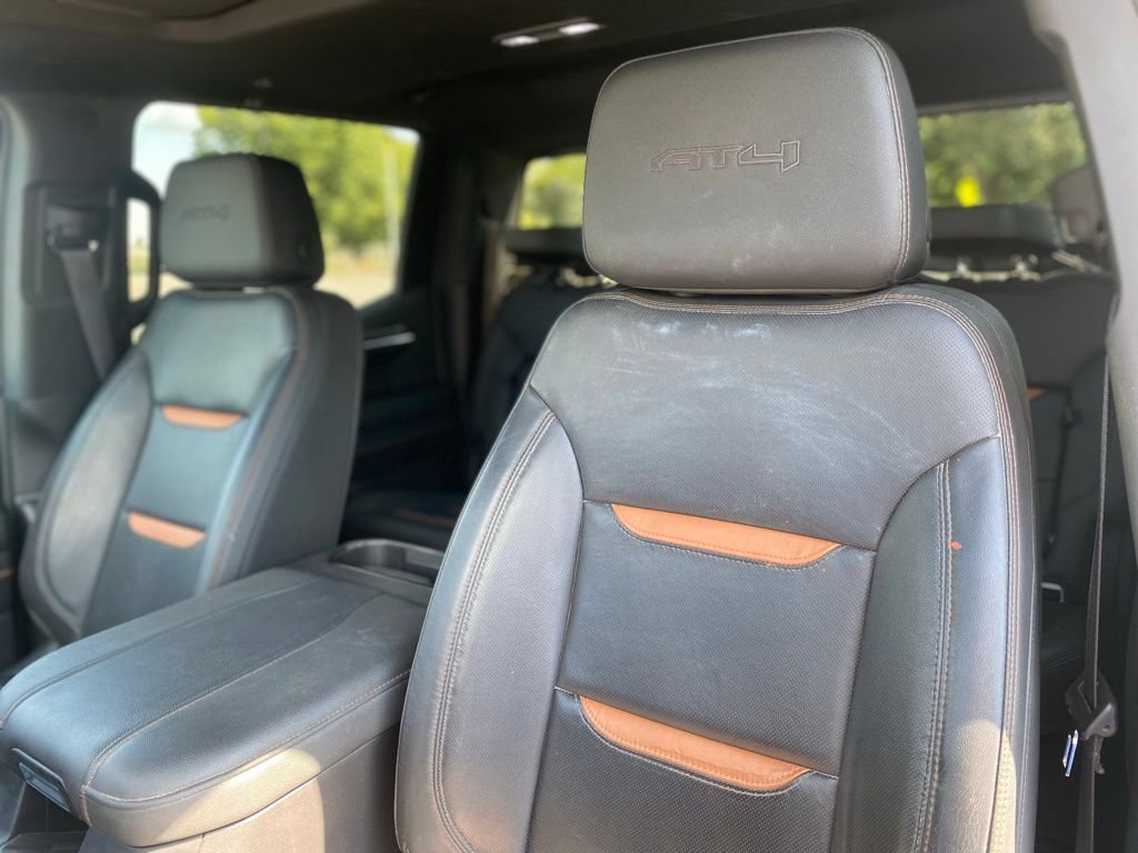 Used 2024 GMC Sierra 1500 AT4 w/ Technology Package AWD/4WD image 11