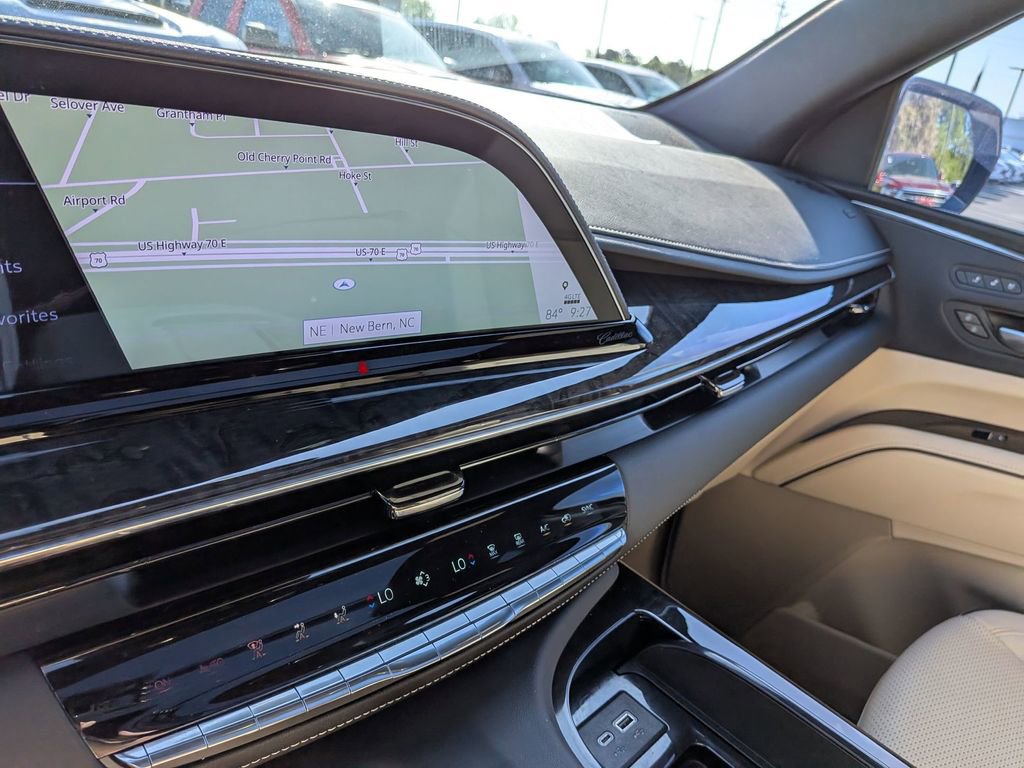 Used 2023 Cadillac Escalade ESV Premium Luxury w/ Performance Package image 19