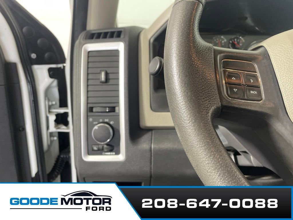 Used 2012 RAM 1500 Classic SLT AWD/4WD image 14