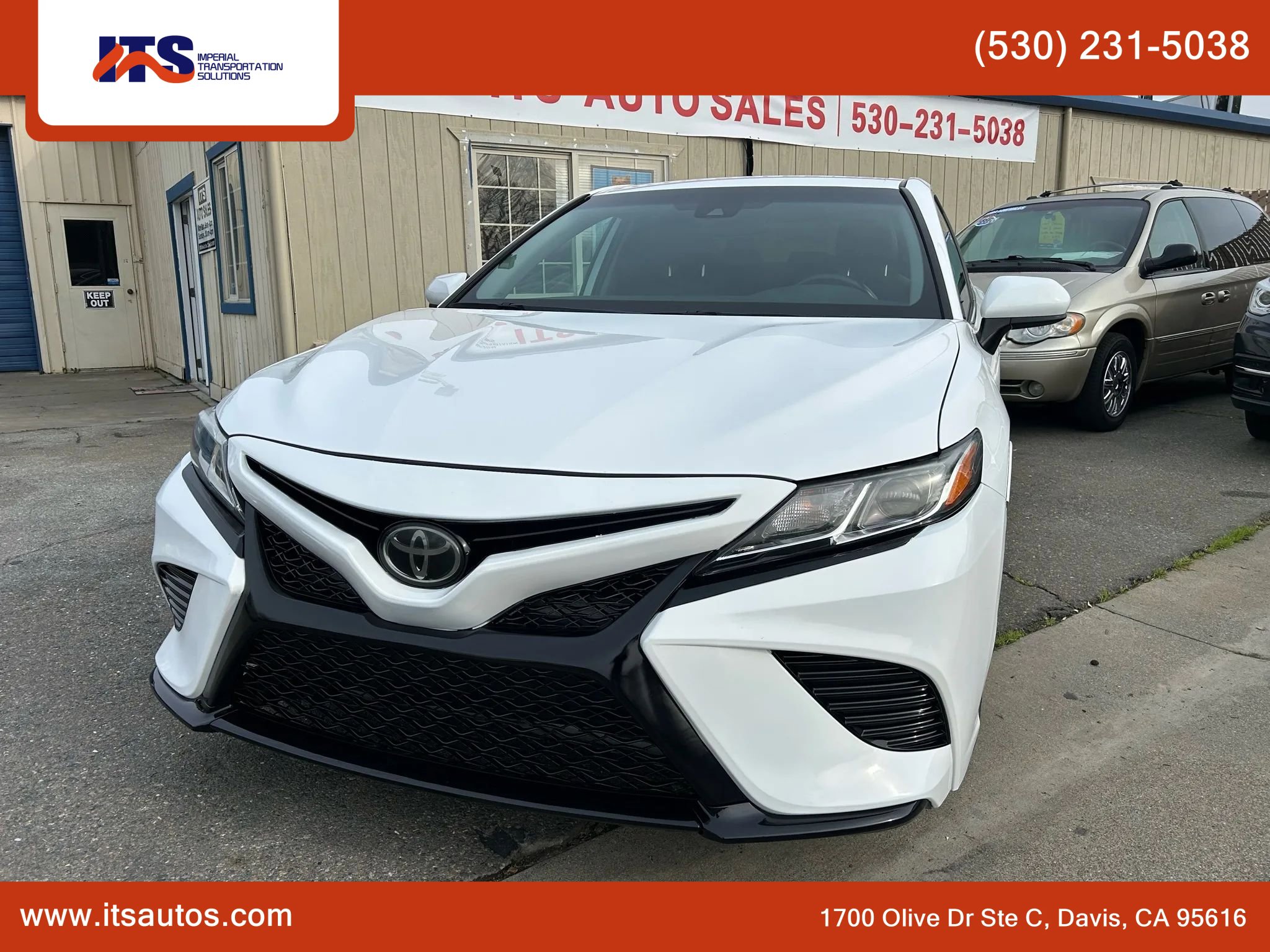 Used 2019 Toyota Camry SE w/ Carpet Mat Package