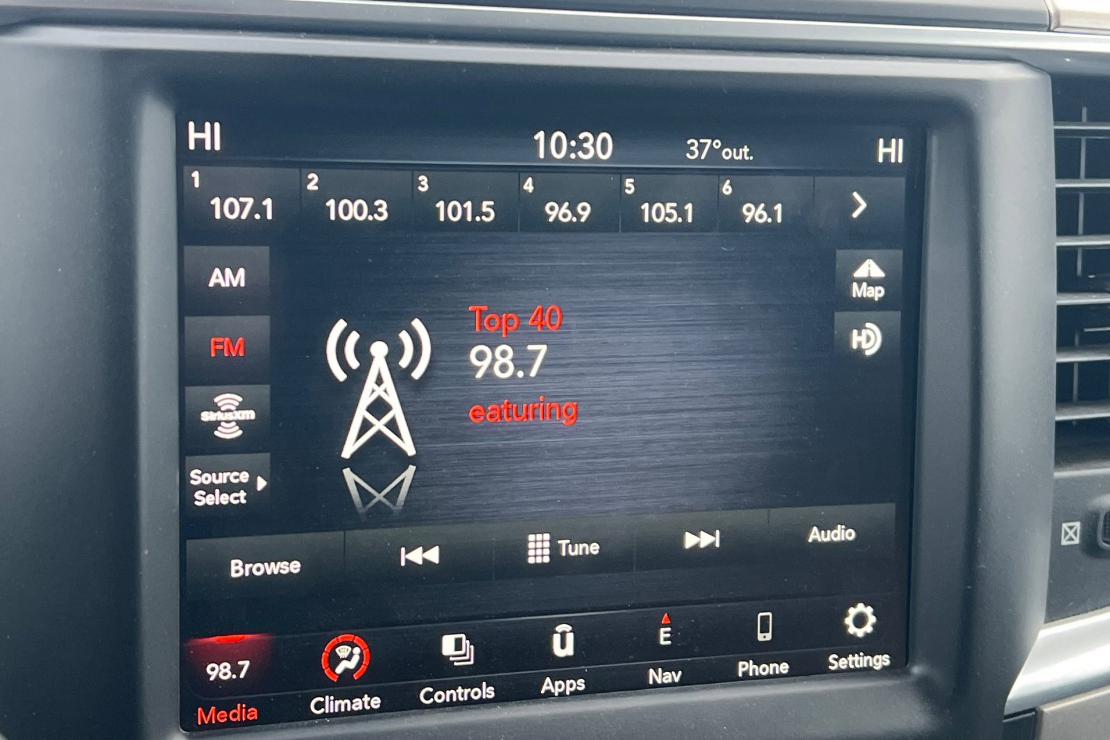 Used 2020 RAM 1500 Classic Warlock w/ Trailer & Traction Group image 17