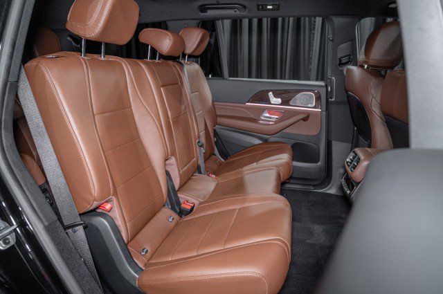 New 2026 Mercedes-Benz GLS 450 4MATIC image 14