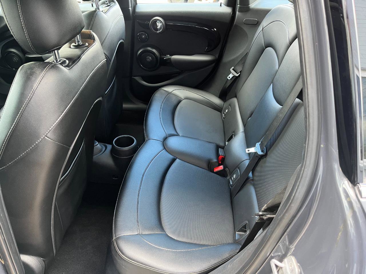 Used 2016 MINI Cooper S image 13