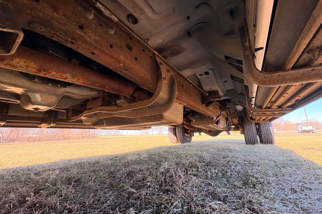 Used 1999 Ford F350 Lariat image 22