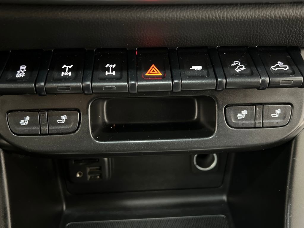 Used 2020 Chevrolet Colorado ZR2 image 30