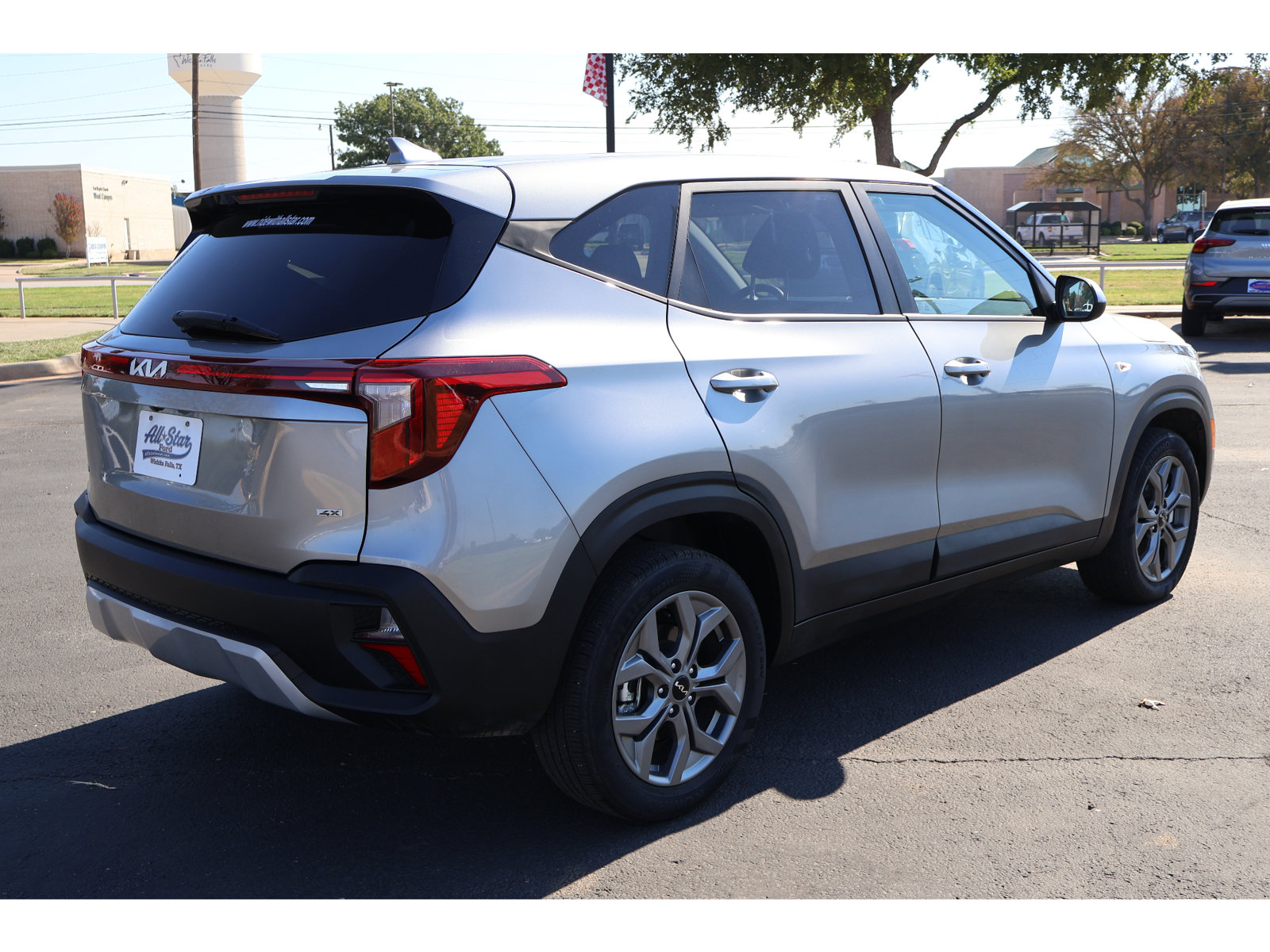 Used 2026 Kia Seltos LX AWD/4WD image 9
