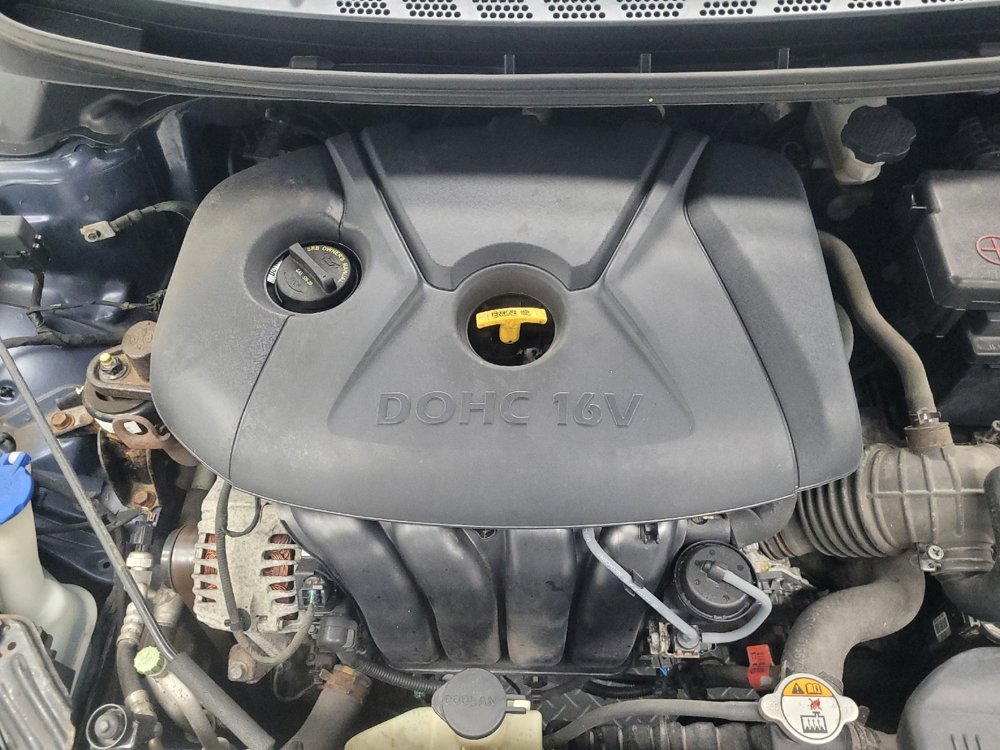 Used 2013 Hyundai Elantra image 30