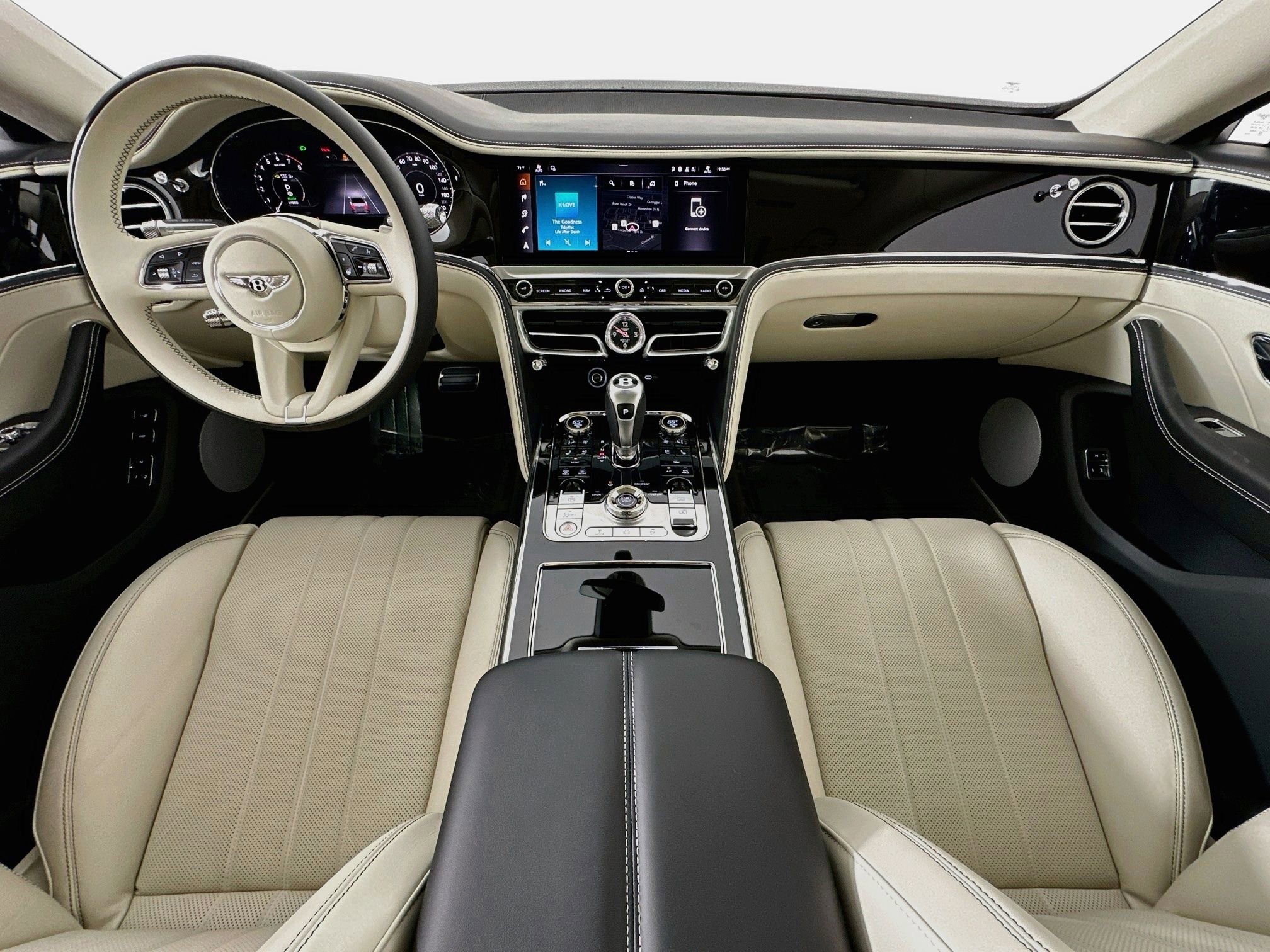 Used 2026 Bentley Flying Spur Plug-In Hybrid AWD/4WD image 4