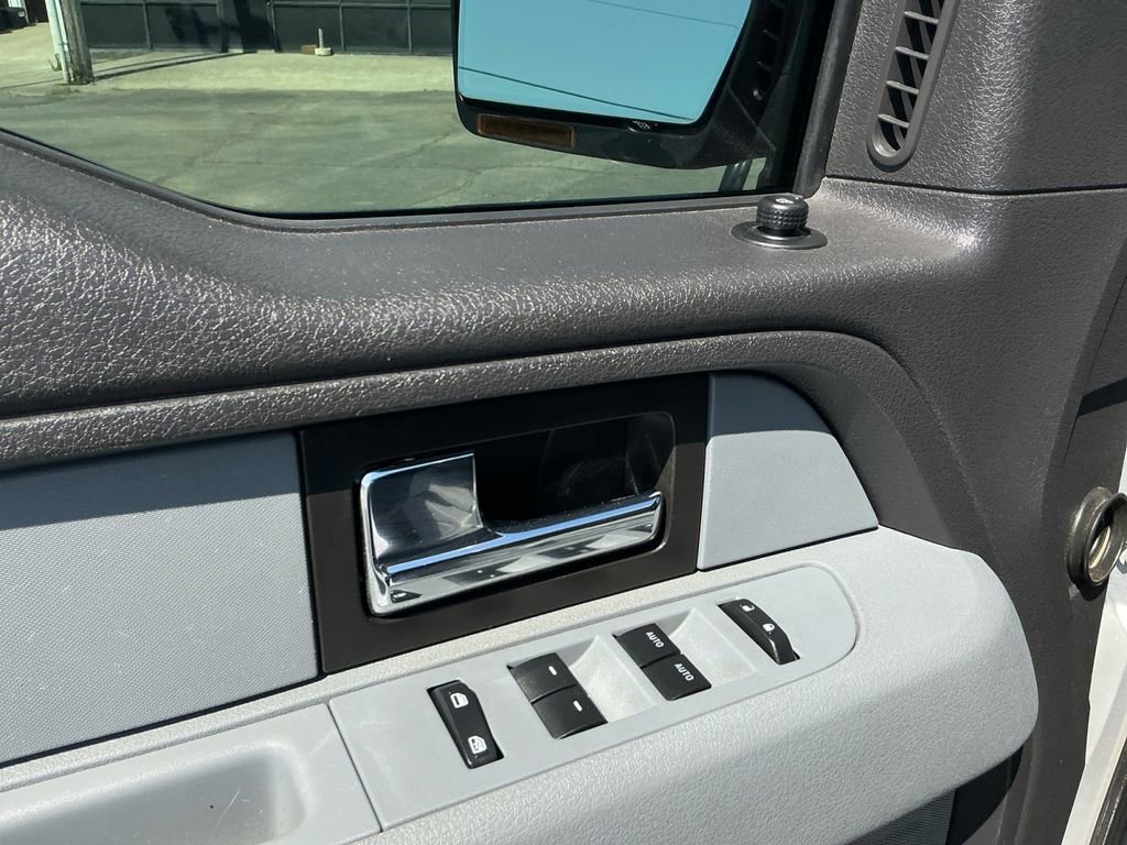 Used 2014 Ford F150 XLT w/ Equipment Group 302A Luxury AWD/4WD image 16