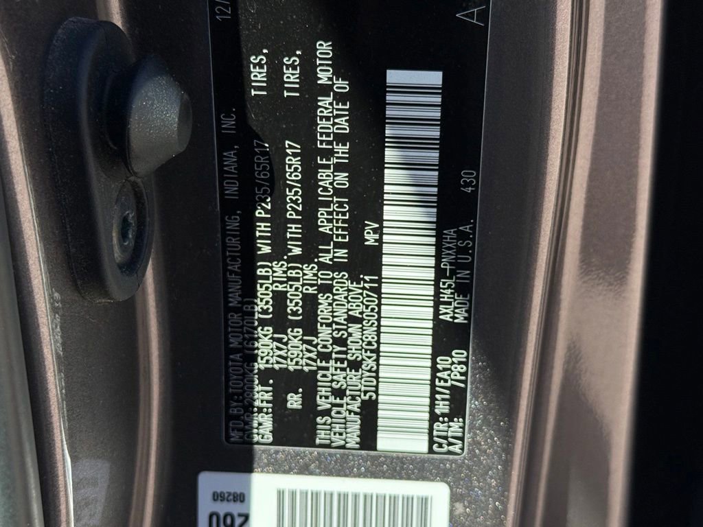 Used 2022 Toyota Sienna XLE AWD/4WD image 24