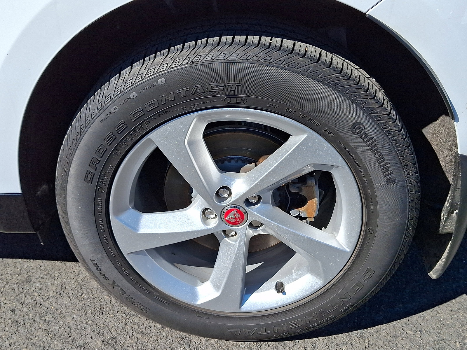 Used 2023 Jaguar F-PACE S image 10