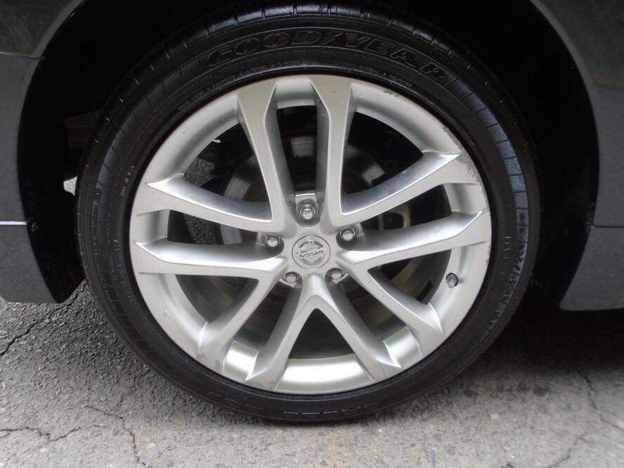 Used 2011 Nissan Altima 3.5 SR FWD image 27