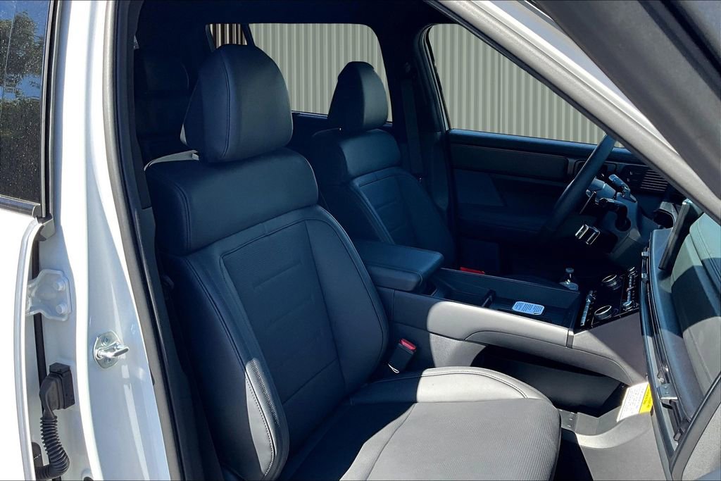 New 2026 Hyundai Santa Fe Calligraphy image 9