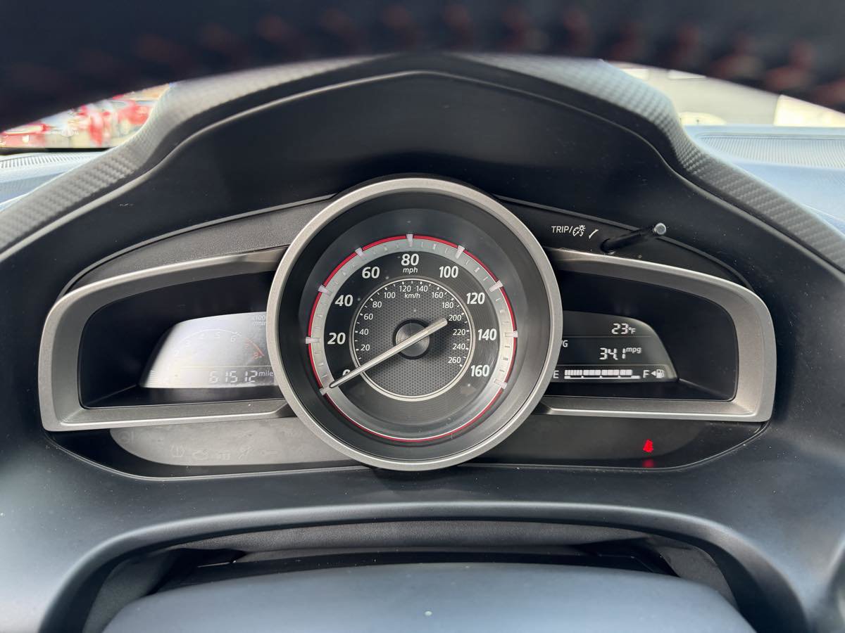 Used 2015 MAZDA MAZDA3 i Touring image 24