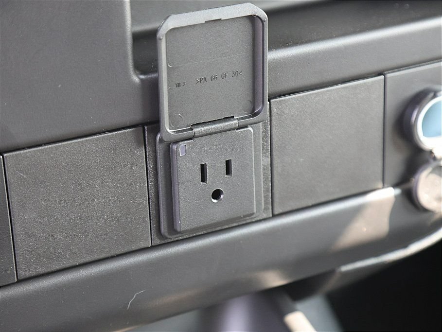 New 2025 Chevrolet Express 2500 w/ Communications Package RWD image 31