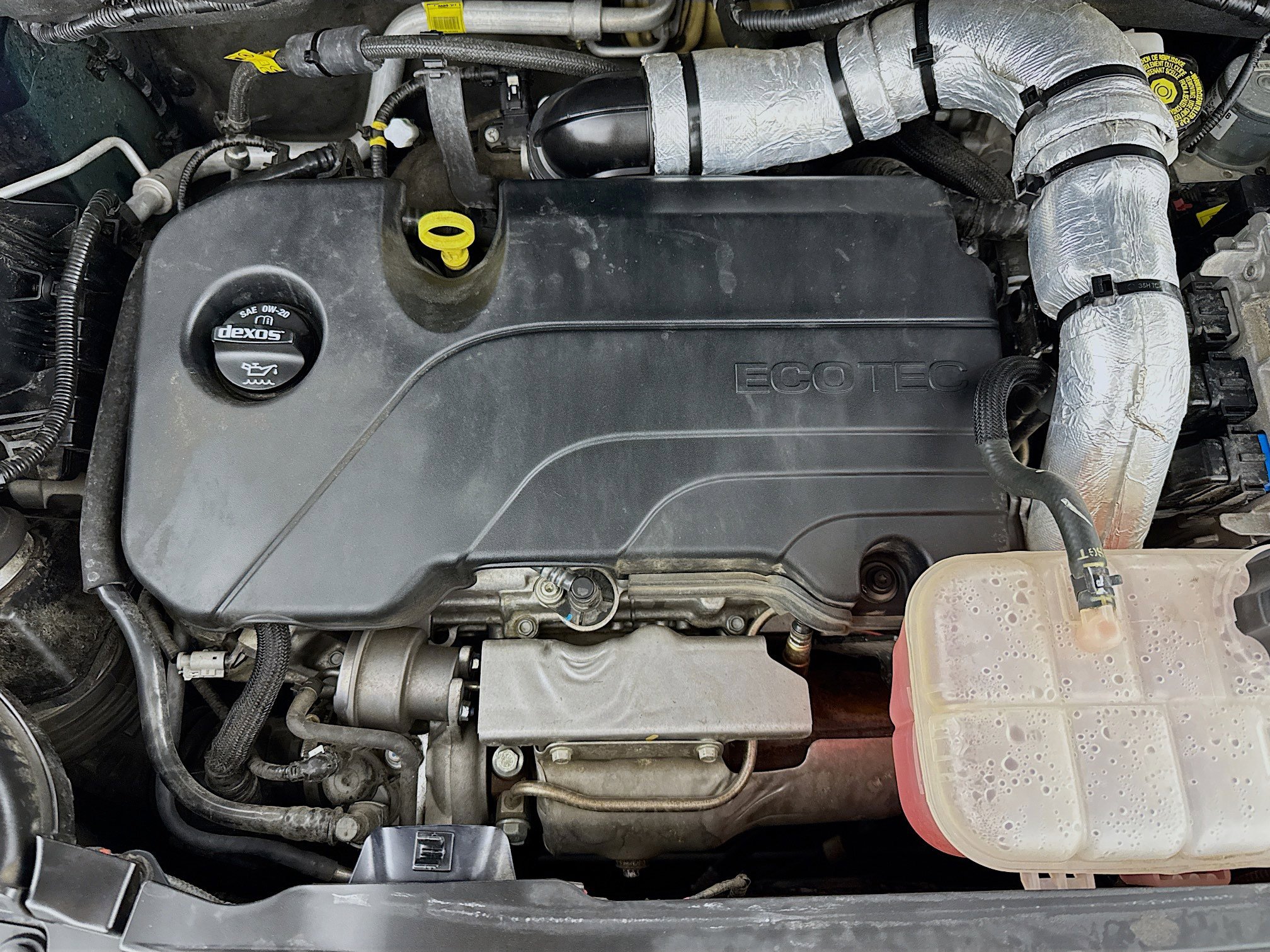 Used 2022 Buick Encore Preferred w/ Safety Package AWD/4WD image 38