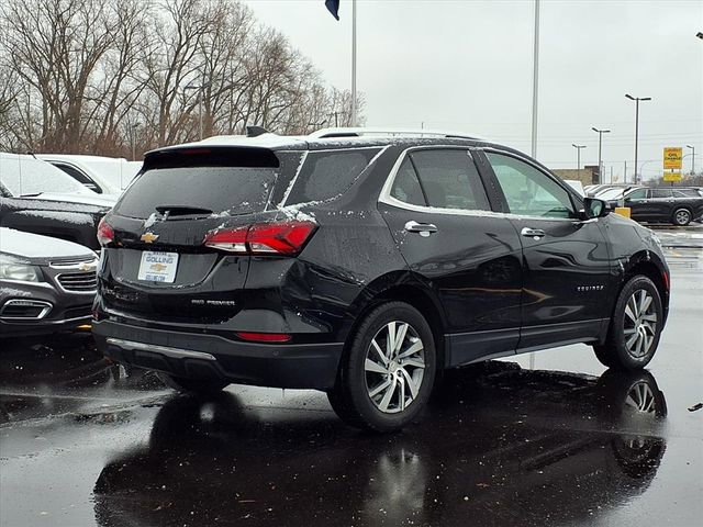 Used 2023 Chevrolet Equinox Premier image 2