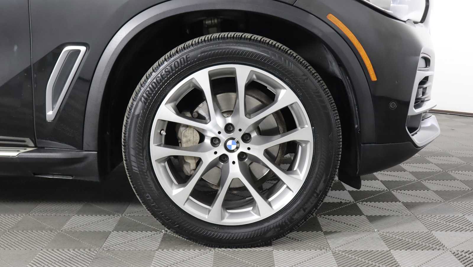 Used 2023 BMW X5 xDrive40i AWD/4WD image 8