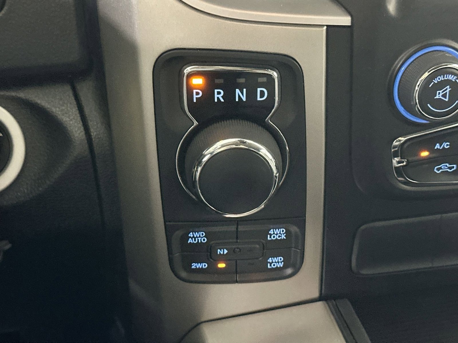 Used 2015 RAM 1500 Big Horn image 31