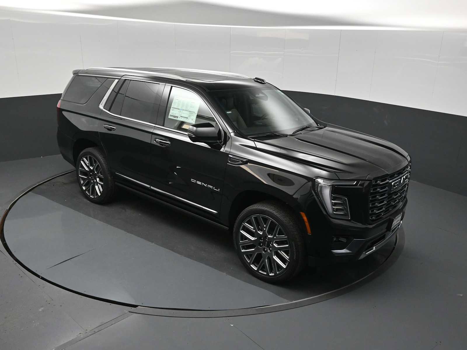New 2027 GMC Yukon Denali Ultimate AWD/4WD image 10