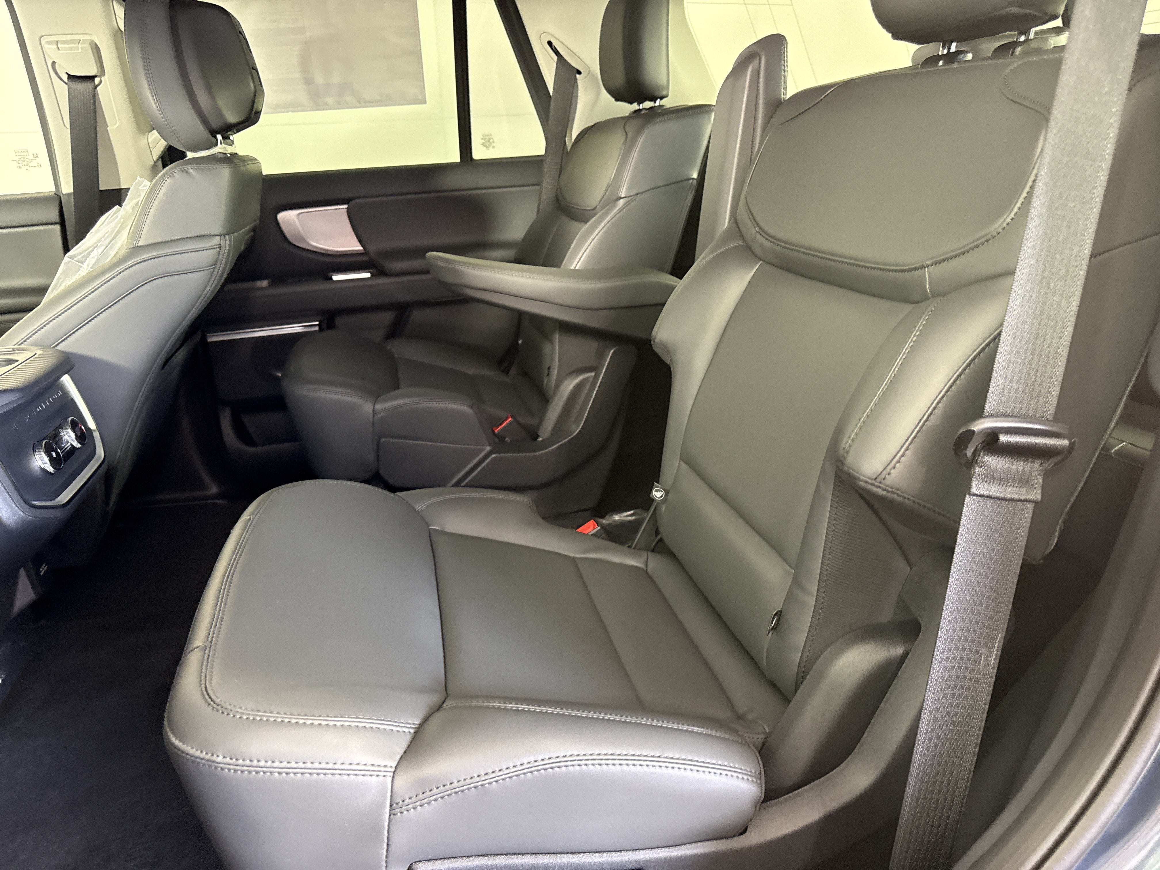 New 2027 Ford Expedition Active RWD image 13