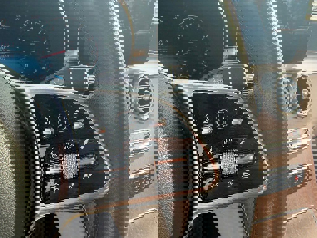 Used 2022 Mercedes-Benz GLC 300 4MATIC image 18