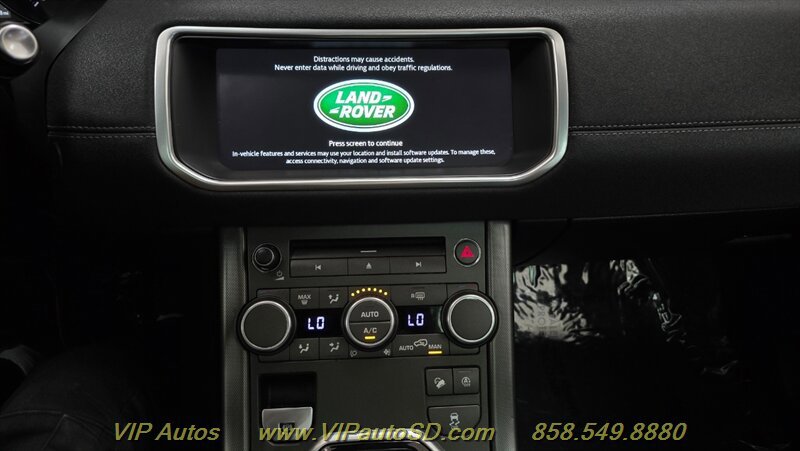 Used 2018 Land Rover Range Rover Evoque SE Premium AWD/4WD image 21