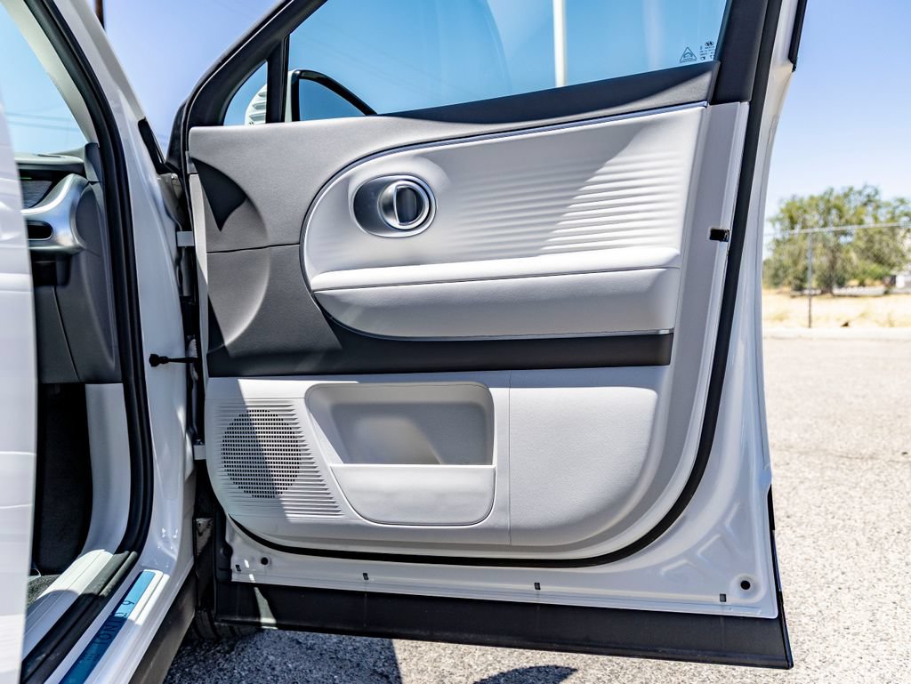 New 2026 Hyundai Ioniq 9 SEL AWD/4WD image 32
