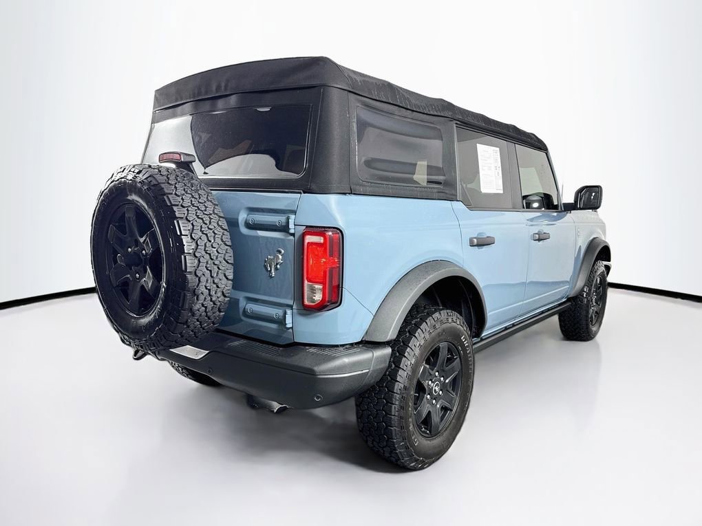 Used 2022 Ford Bronco Black Diamond image 10